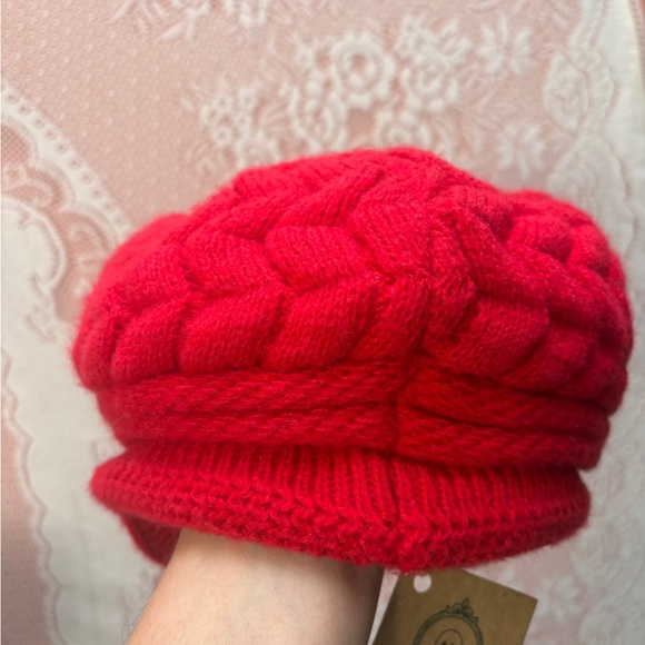 Red Knit Newsboy Cap - Picture 6 of 9